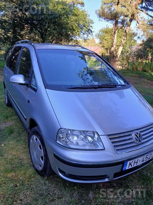 Auto labā stāvoklī. Viss savlaicīgi mainīts, un ieguldījumus neprasa. Mašīnā