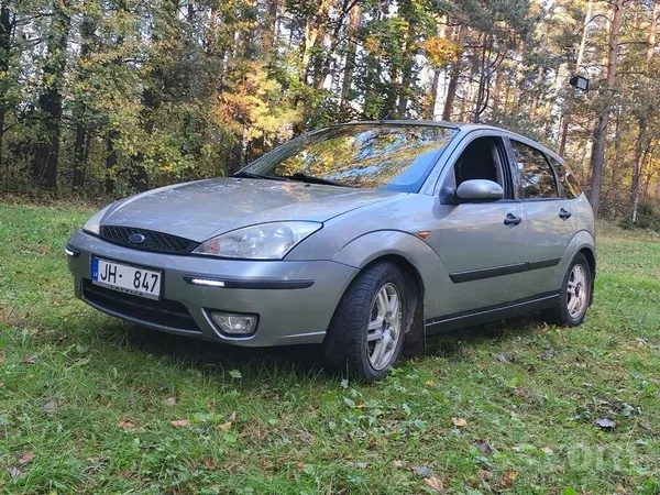 Pārdodu Ford Focus 1.6 16 v benzīns facelift, 2004. gads, hečbeks. 
Nobrauk