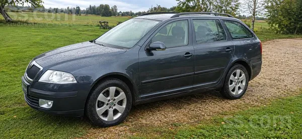 Tikko no Nīderlandes ievests, ļoti labi kopts un ekonomisks auto ar mazu nob