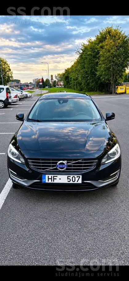 Steidzami pardodu labu ekonomisku auto. Pilnaka komplektacija auto loti dina