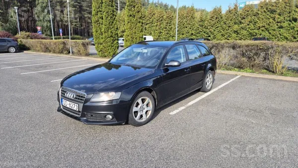 Pārdodu koptu un labi uzturētu Audi A4. Auto ir praktisks, komfortabls un pi