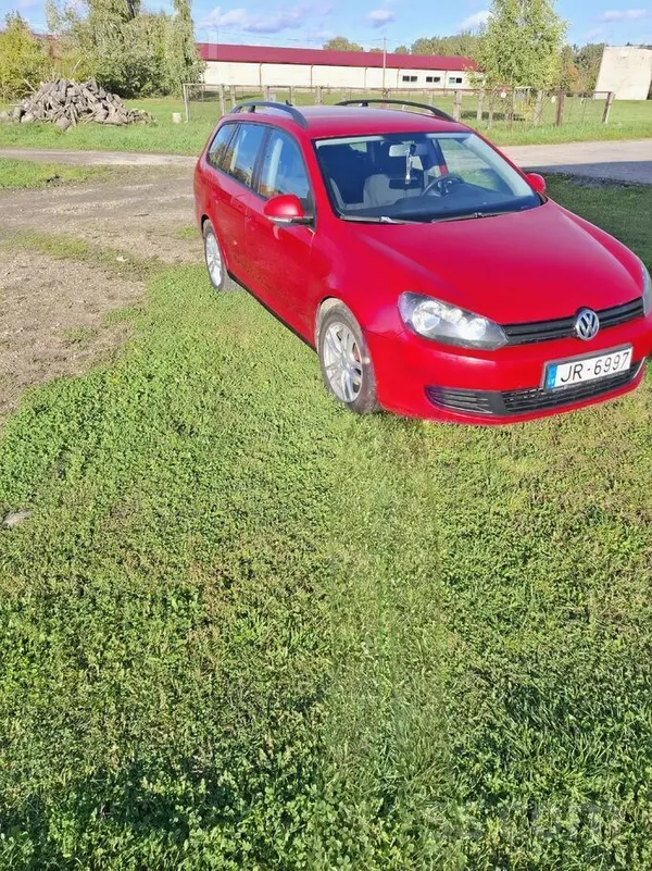 Sakarā ar jauna auto iegādi tiek pārdots šis auto. Ekonomisks, degvielas pat