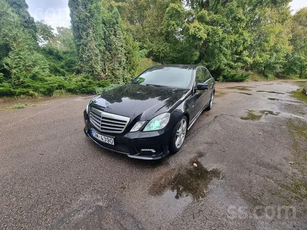 Mercedes E350 Cdi Amg paka, auto labā tehniskā un vizuālā s