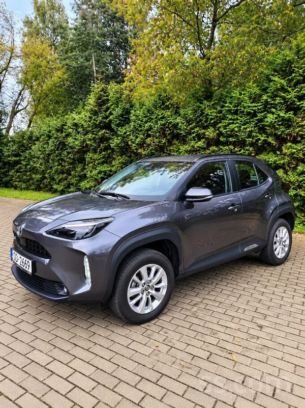 Toyota Yaris Cross 1.5 Hybrid 116 ZS, E-Cvt automāts, 2025. gads. 
Uzņēmums