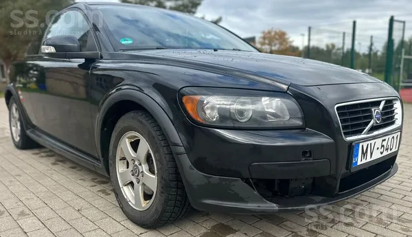 Volvo C30 2009, 1.6D dīzelis, Manuāls, Hečbeks, Melns — Latvijā