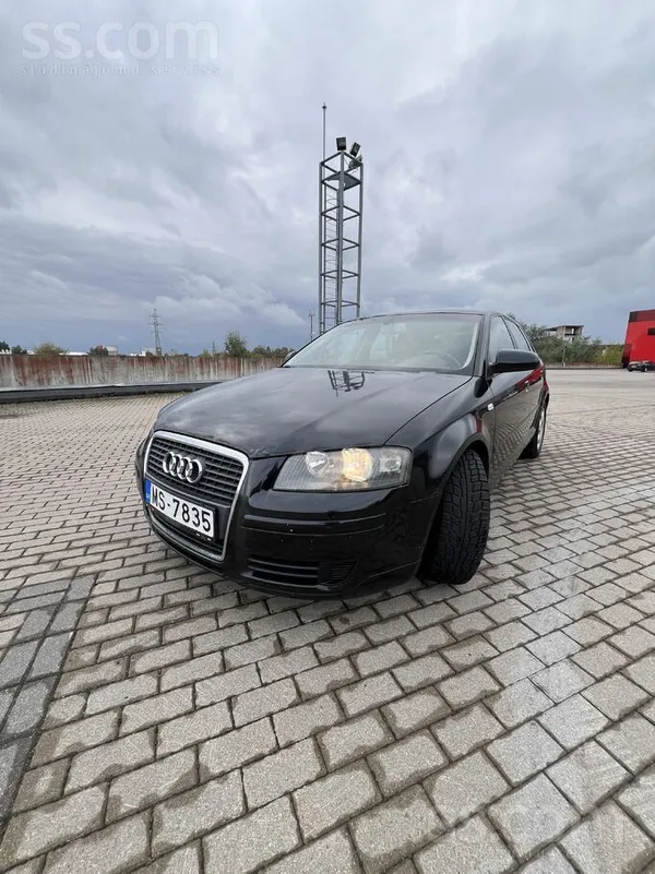 Pārdodu savu automašīnu. Esmu vienīgā īpašniece jau vairākus gadus. 

Auto