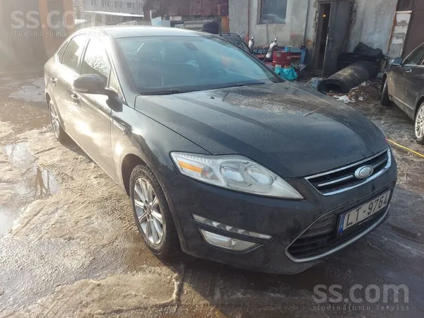 Ford Заменен двигатель, сцепления, масло, шаровые опоры