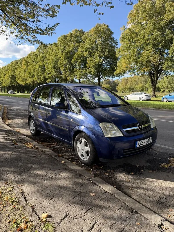 Pārdodu Opel ar jaunu tehnisko apskati, labā vizuālajā un tehniskajā stāvokl