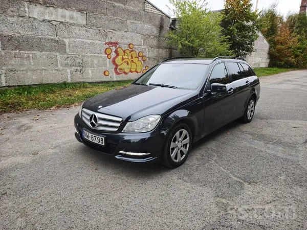 Svaiga TA. Face lift. Auto labā tehniskā un vizuālā kārtībā. 
Tiko veikta a