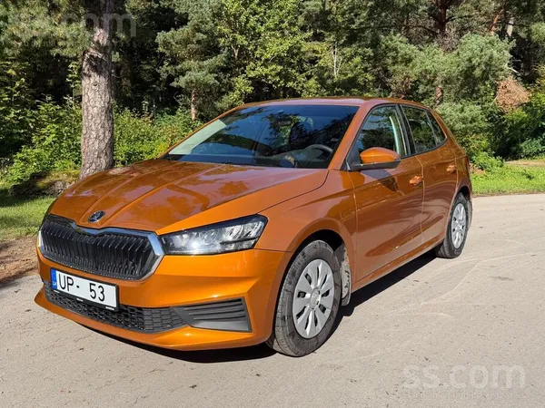 Skoda Fabia 2022, 1.0 benzīns, Manuāls, Hečbeks, Oranžs — Latvijā