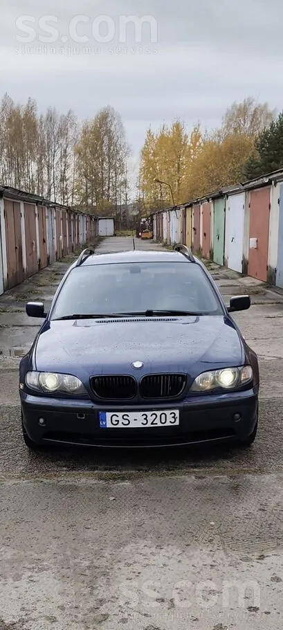 BMW 330