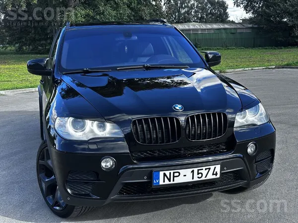 BMW X5 E70 Lci 2012 3.0d 180kW
Pārdodu savu BMW X5 E70 Lci 2012. gada ar 3.