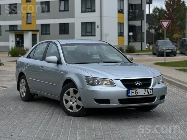 Lv/eng/ru 
Hyundai Sonata 2.4 benzīns, Automāts
Auto pirkts salonā un bijis