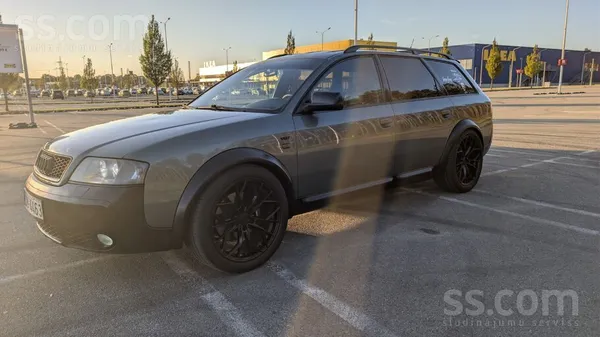 Tiek pārdots Audi Allraod C5 virsbūvē, dzinējs 2.5Ake, auto ideālā tehniskaj