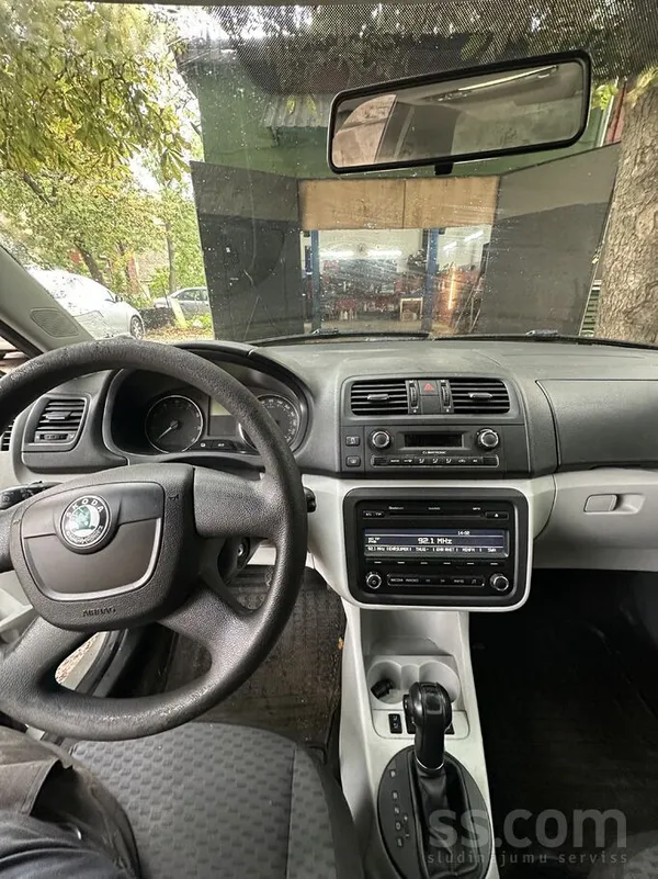 Škoda Roomster (2012) [1.2 Tsi, 105 л. с. / 77 kW] 7-ступенчатый автомат (Ds