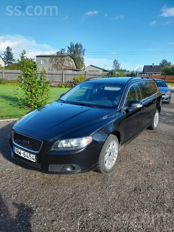 V70, 2.0d 120kw, Manuālā ātrumkārba. 
Ļoti ekonomisks, svaigas 2025.g. Haid
