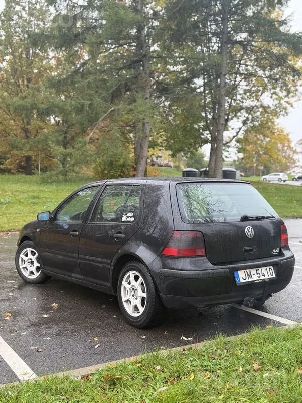 Pārdodu golfu ar efektiem un defektiem. 
 
Golf4 1.9tdi 66kw
Skate līdz 2