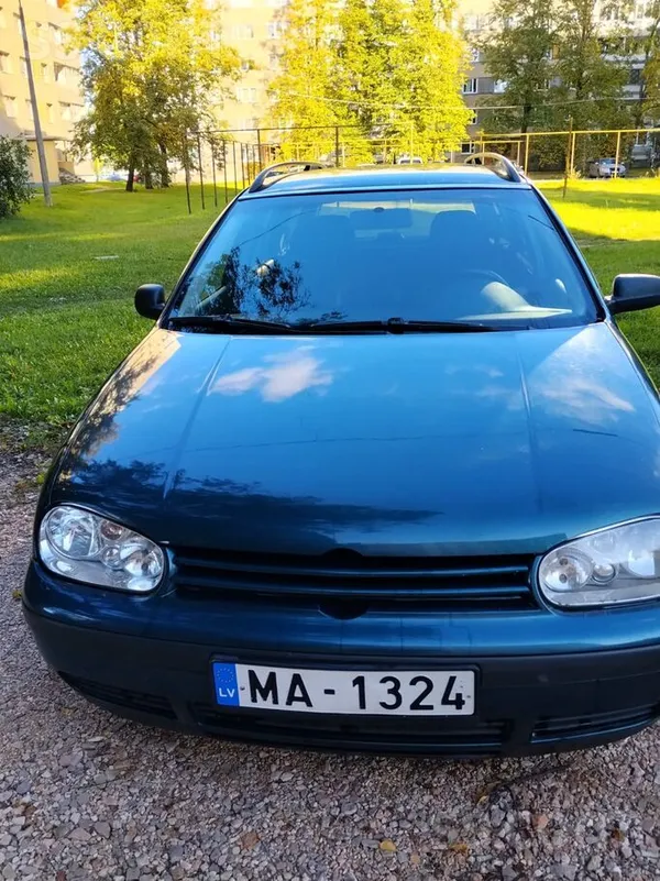 Продаю заботливо ухоженный VW Golf variant - настоящего друга семьи, расстаю