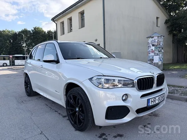 BMW X5 xDrive35i M Sport 3.0 benzīns, 225 kW, xDrive
Pārdodu BMW X5 xDrive3