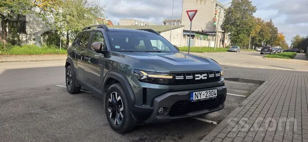 Pārdodu Dacia Duster, iegādāts jauns Latvijā 2024. gada decembrī. Nobraukums