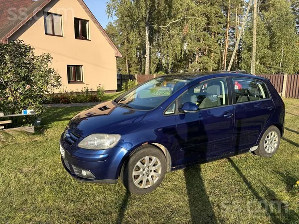 Продается в хорошем состоянии. Есть небольшие дефекты по кузову, соответству
