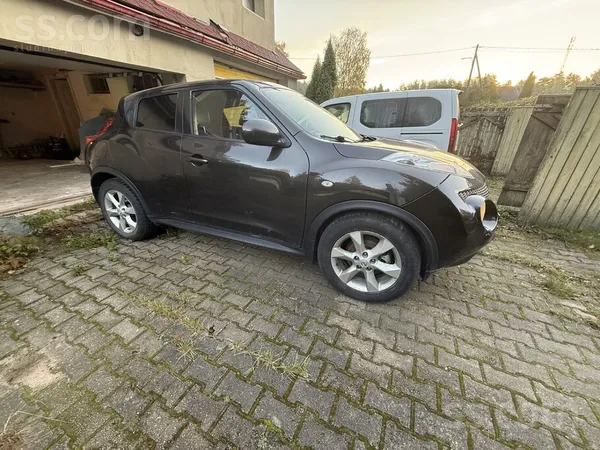 Pārdod Nissan Juke (2011) – stilīgs un dinamisks krosovers, kas teicami kalp
