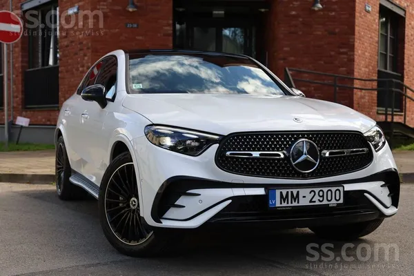 Mercedes Benz Glc 300D Coupe Amg, 4matic, 258zs/190kW.
A/m ir teicamā te