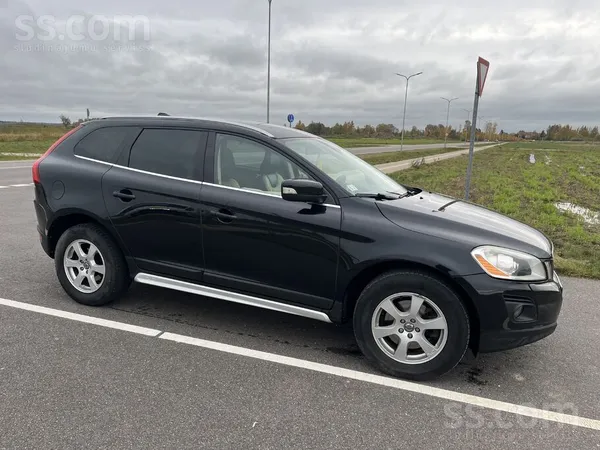 136Kw D5 4x4 Vienīgā saimniece Latvijā. Detaļas mainītas laicīgi. Viss uzpas