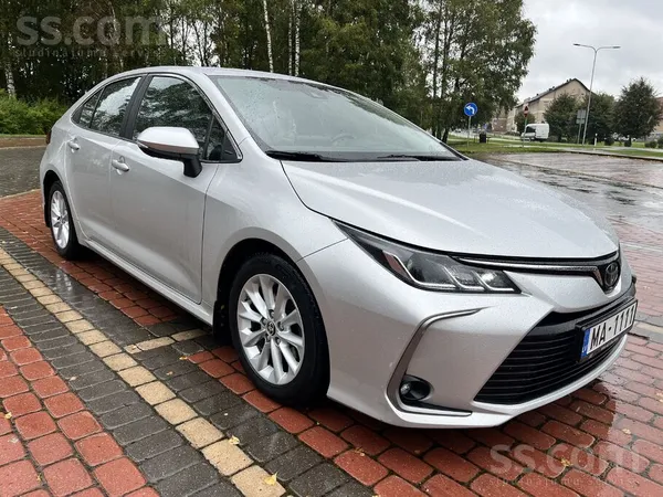 Toyota Corolla sedans, 2020. gads, Active komplektācija.
Auto ar rūpnīca