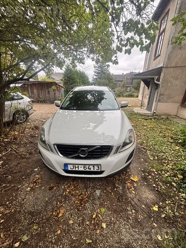 Pārdodu Xc60 2.4D (129 kW). 
Priekšējā piedziņa. 

Labs, komfortabls un u