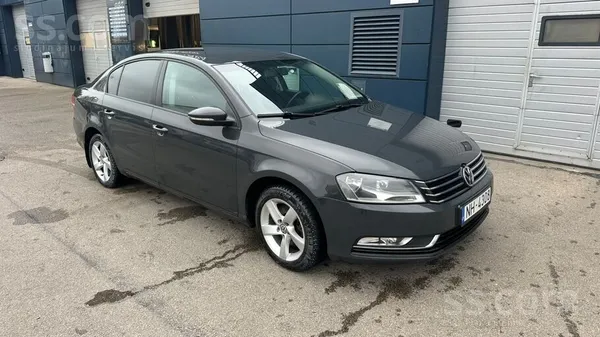 Pārdod VW Passat labā tehniskā stāvoklī, jauns iegādāts Latvijā, ir rūsa.