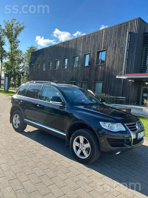 Volkswagen Touareg