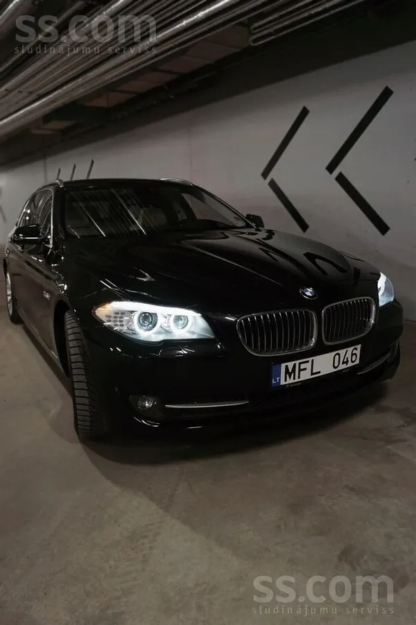BMW 525
