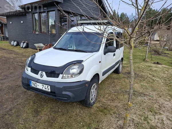 Renault А/м на ходу. 