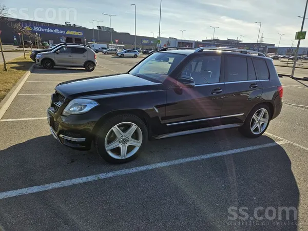 Mercedes-Benz Glk, Facelift modelis – teicamā stāvoklī

Pārdod Mercedes Gl