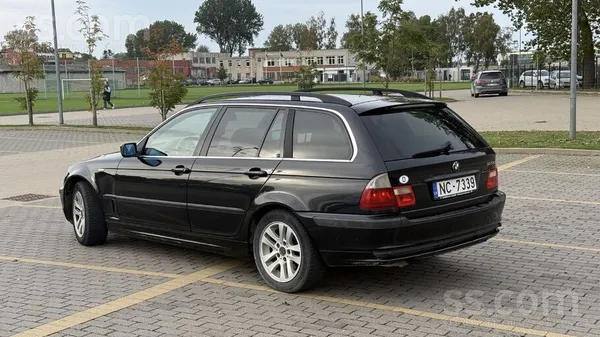 BMW 320 2005, 2.0D dīzelis, Manuāls, Universāls, Melns — Latvijā