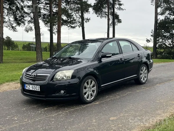 Toyota Avensis 2.0 D-4D (93 kW) Hečbeks

Tēva automašīna. Ziemā nav eksplu