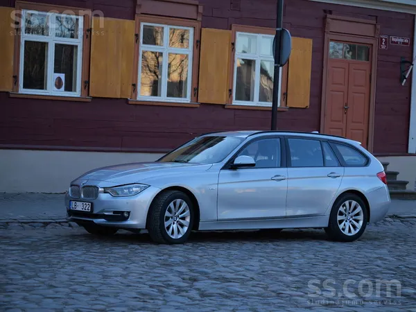 BMW 320