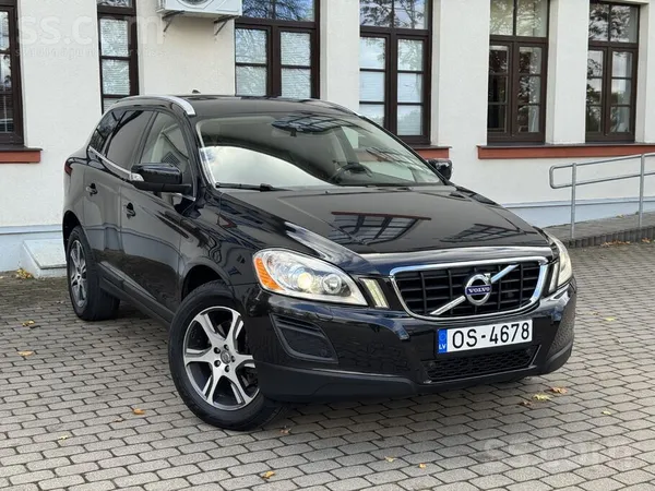 Pārdodu 2012. gada Volvo Xc60. 2.4 Awd D5 (5 cilindri) ar apstiprinātu oriģi