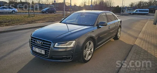 Audi Флагманский 4.2 Diesel Long Идеальное состояние, M