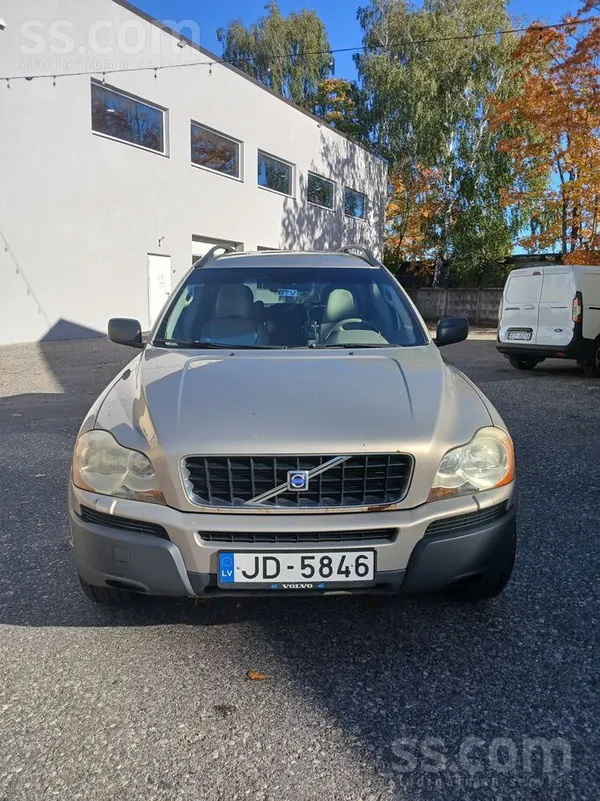 Pārdodu Volvo Xc90. Nesen izieta tehniskā skate, nodoklis nomaksāts. Tikko n