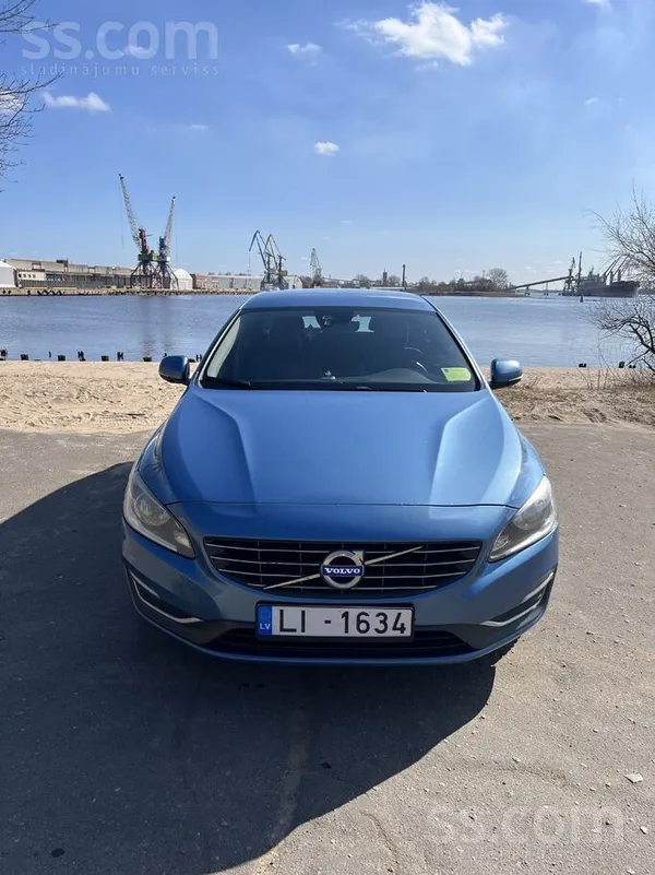 Volvo V60 D4 2015. gada komfortabls un praktisks universālis

Pārdod koptu