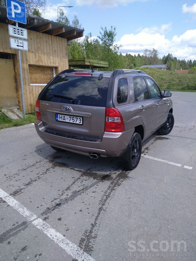 KIA Sportage - 1