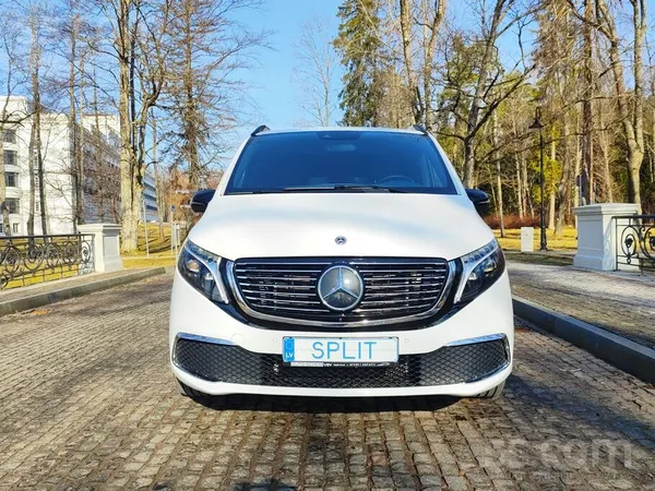 Pieejams Ekii atbalsts. Mercedes-Benz Eqv 300 Long 150 kW. Var izbraukt 500k