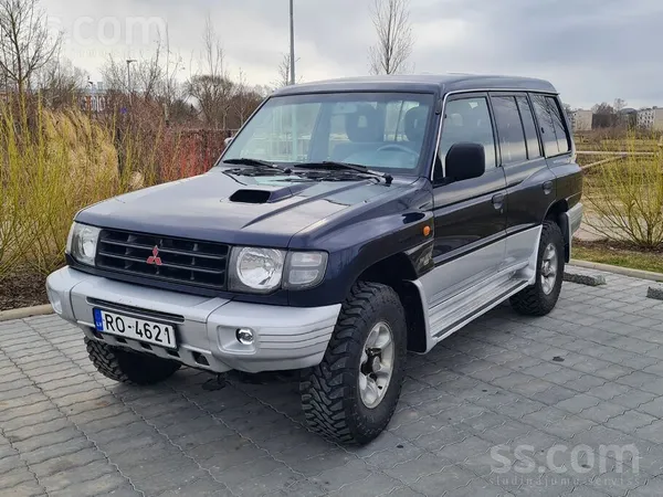 Akurāts auto. 5 vietas. Aizmugurējā diferenciāļa bloķētājs. Automātiskie hab