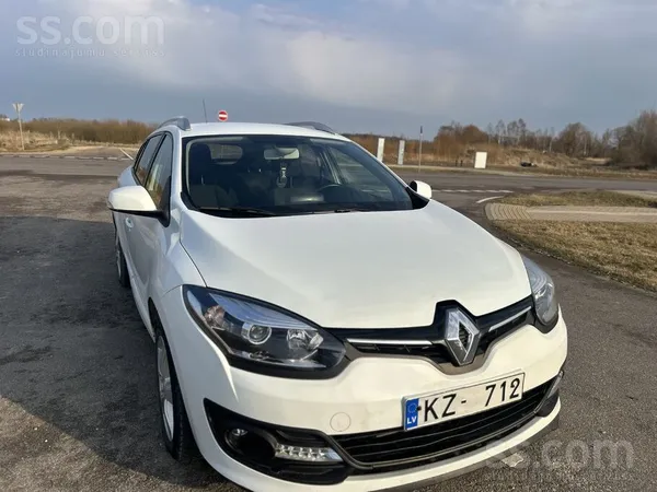 Renault Pārdod Renault Megane 2014 baltā krāsā, labā tehni