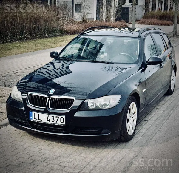 BMW 320