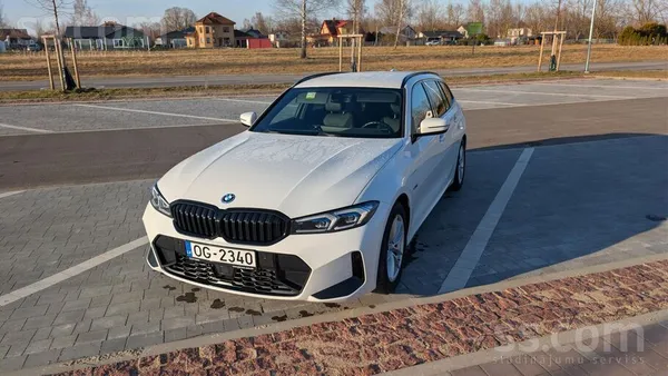 BMW 330