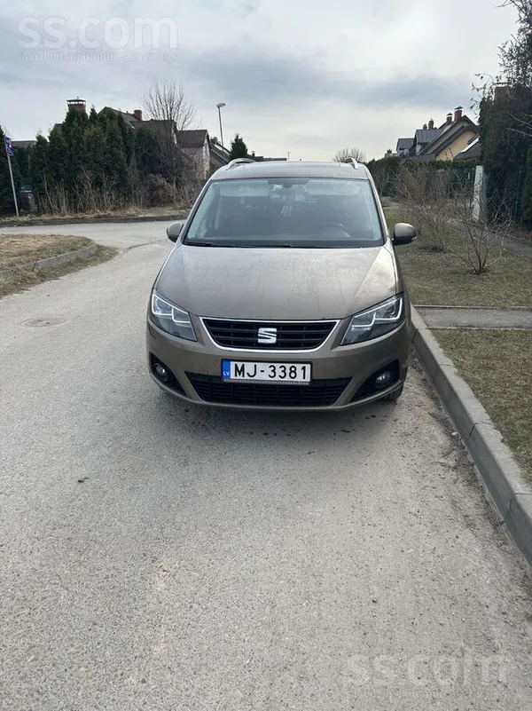 SEAT Auto labā tehniskā stāvoklī, pilna komplektācija.