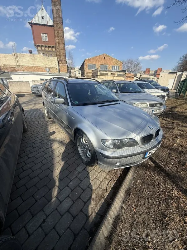 BMW 320